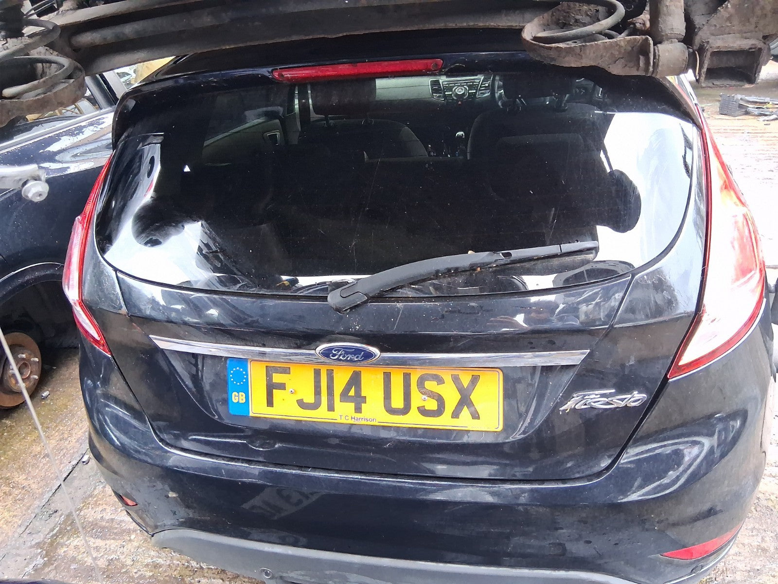 2014 FORD FIESTA MK7 REAR COMPLETE BOOTLID TAILGATE PANTHER BLACK METALLIC DC