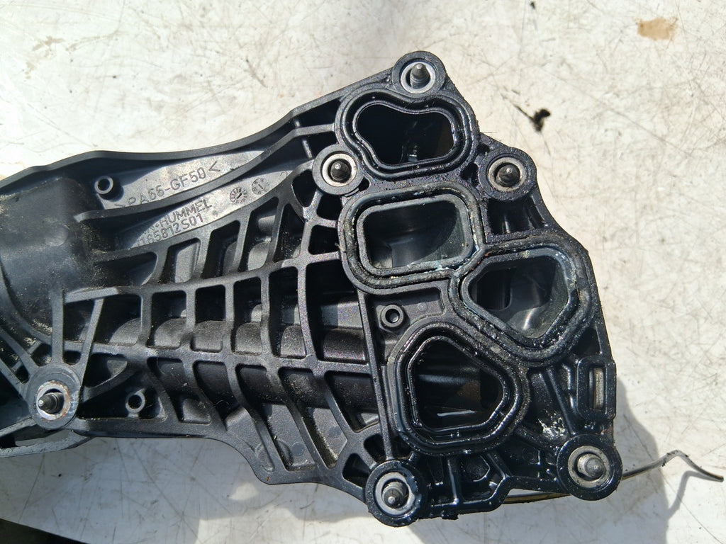 2018 BMW X1 F48 2.0 DIESEL OIL FILTER HOUSING 1185812S01
