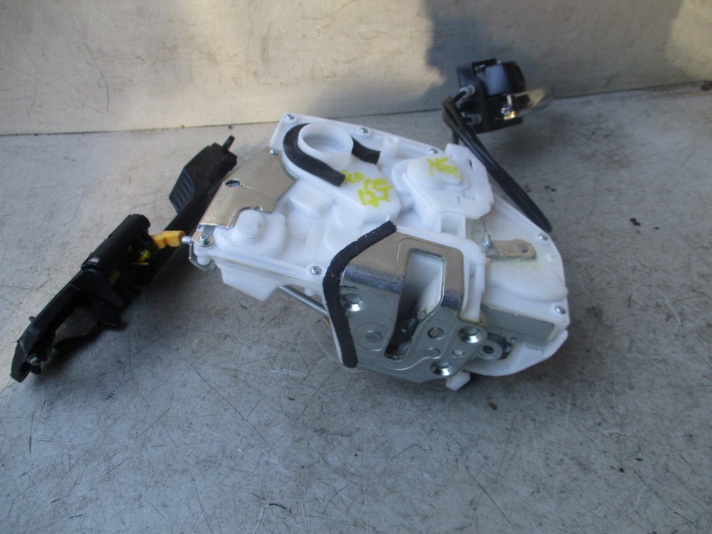 SUZUKI SWIFT MK3 2015 3 DOOR NS PASSENGER SIDE DOOR LOCK MECHANISM 8220269LB2