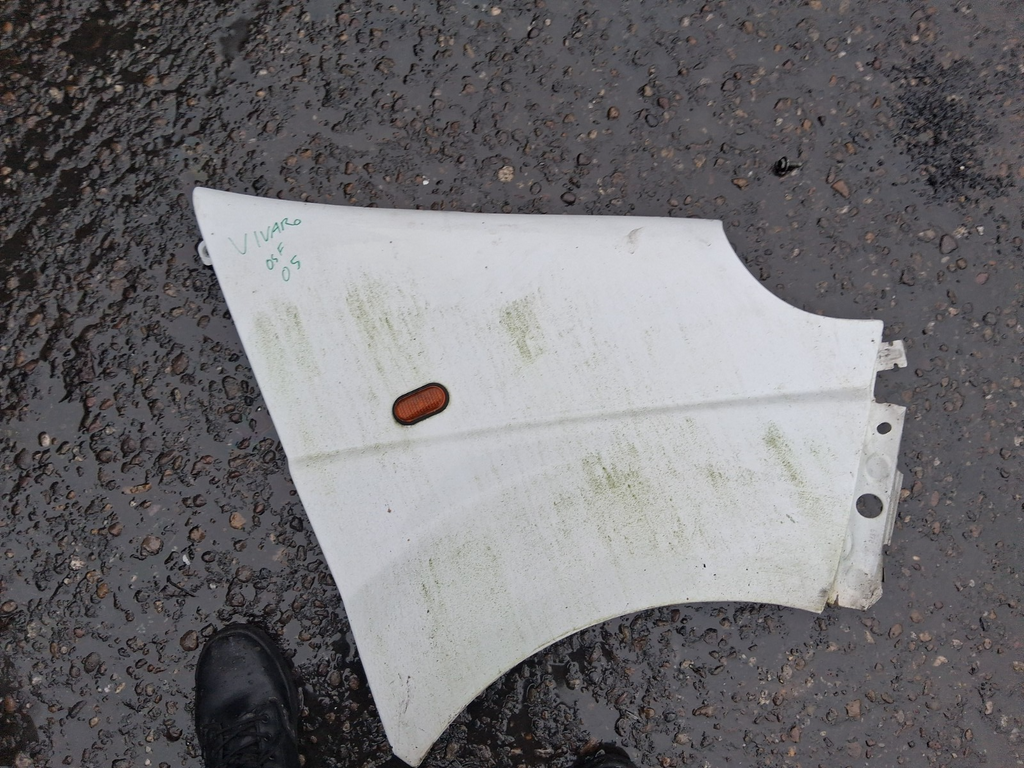 2005 VAUXHALL VIVARO MK1 OSF DRIVER SIDE FRONT RIGHT WING PANEL WHITE
