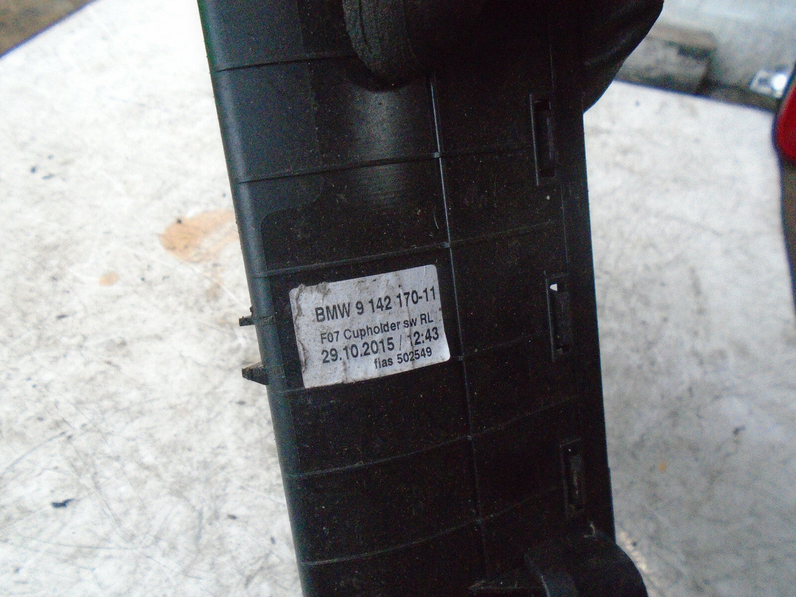 BMW 5 SERIES GT F07 2016 CENTRE CONSOLE CUP HOLDER 9142170