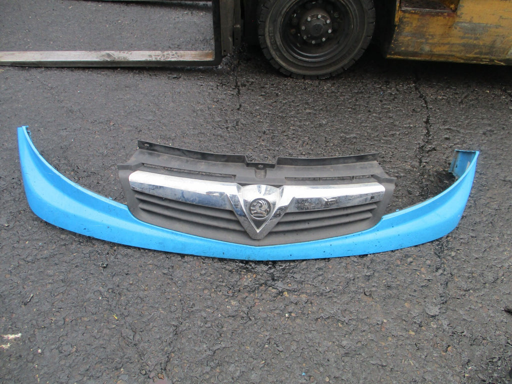 VAUXHALL VIVARO RENAULT TRAFIC X83 2012 FACELIFT FRONT BADGE EMBLEM GRILL BLUE
