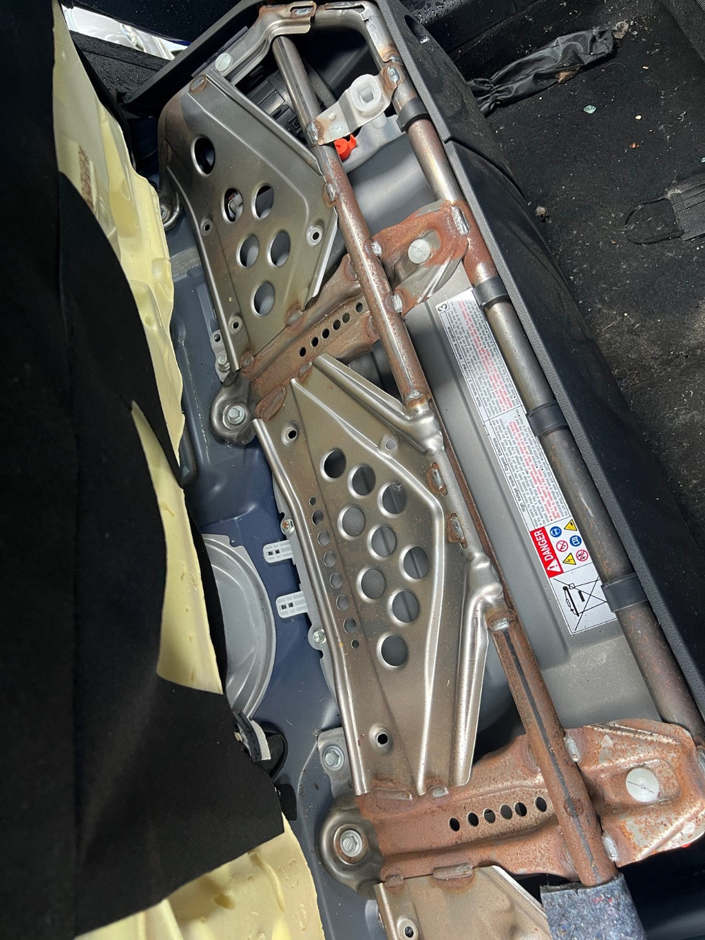 2023 TOYOTA YARIS MK4 1.5 HYBRID ELECTRIC BATTERY