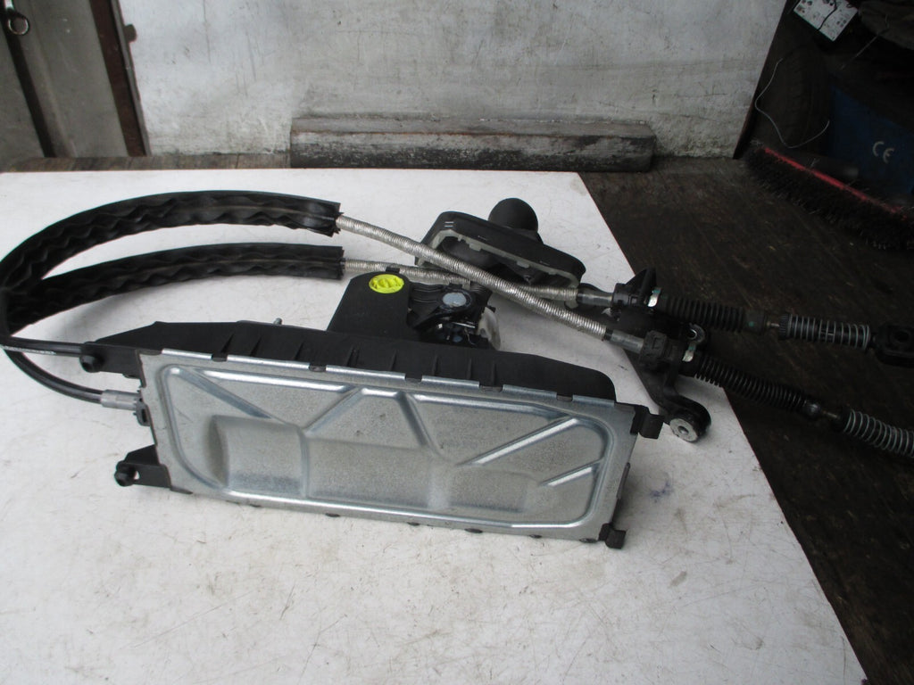 VOLKSWAGEN POLO MK6 2019 MANUAL GEAR STICK SELECTOR LINKAGE CABLES 2Q0711049J