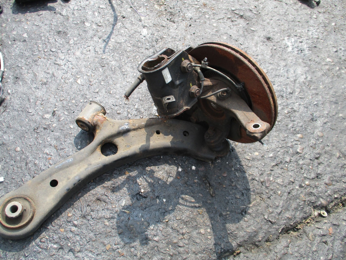SUZUKI SWIFT MK3 2015 1.2 PETROL MANUAL OSF DRIVE SIDE FRONT WHEEL HUB