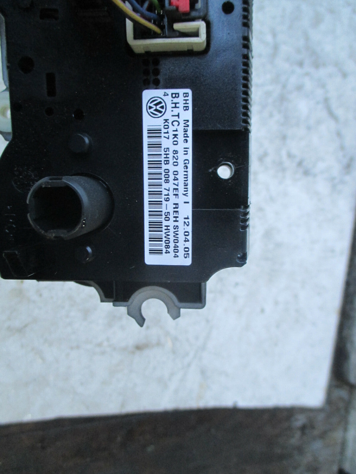 VOLKSWAGEN VW GOLF MK5 2005 AC AIR CON HEATER CONTROL PANEL