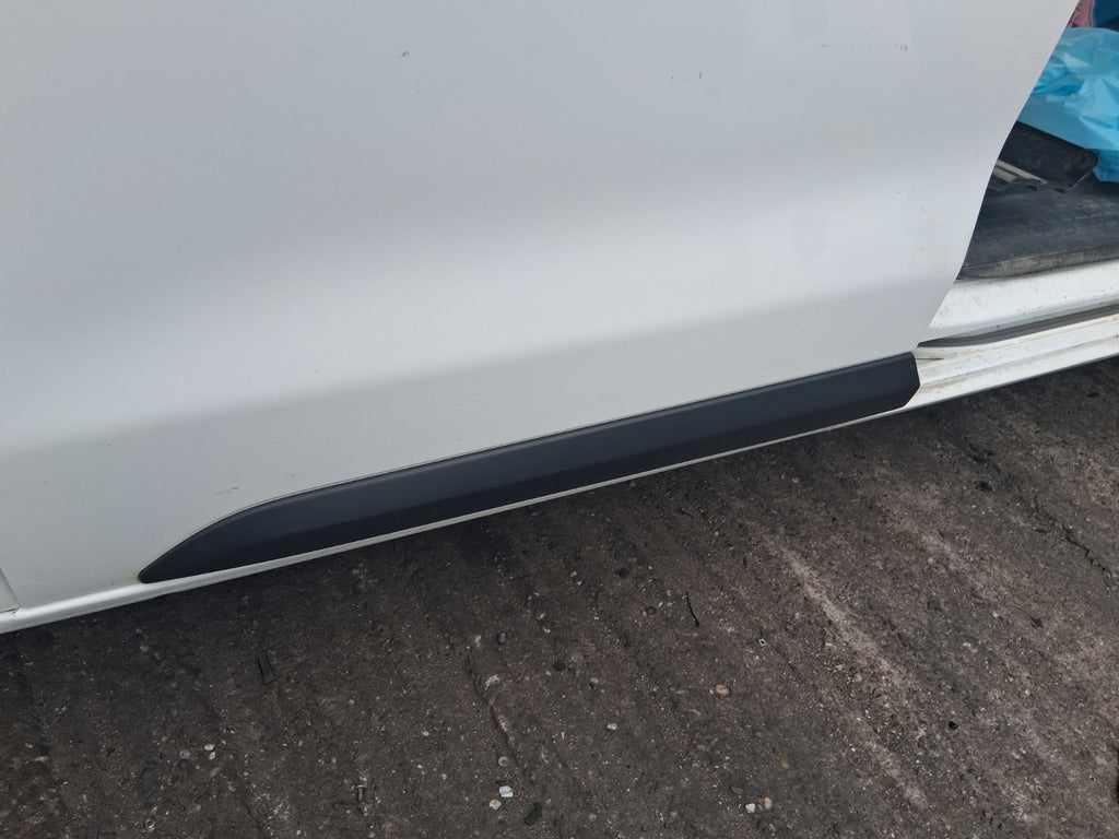 2019 CITROEN DISPATCH VIVARO MK3 NSF PASSENGER SIDE FRONT DOOR MOULDING TRIM