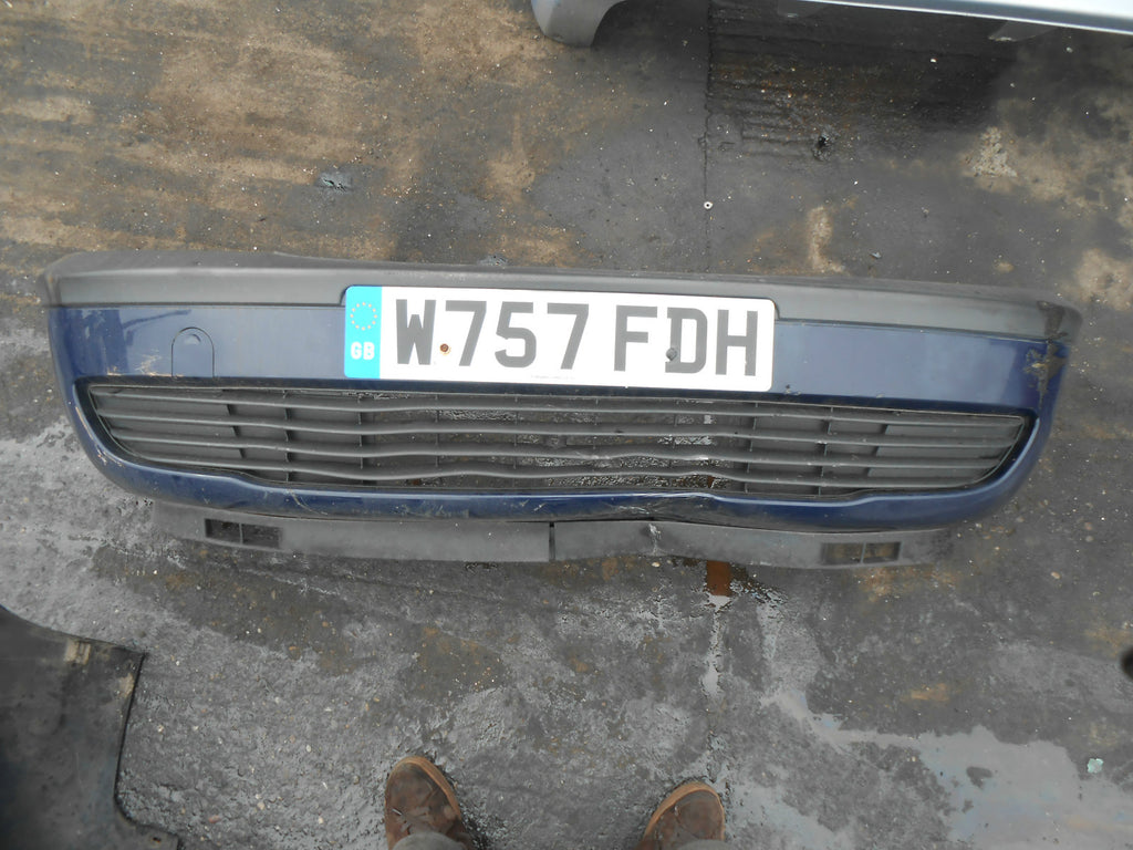 VAUXHALL ZAFIRA A 2000 PRE FACELIFT NON FOG FRONT BUMPER & GRILL DARK BLUE