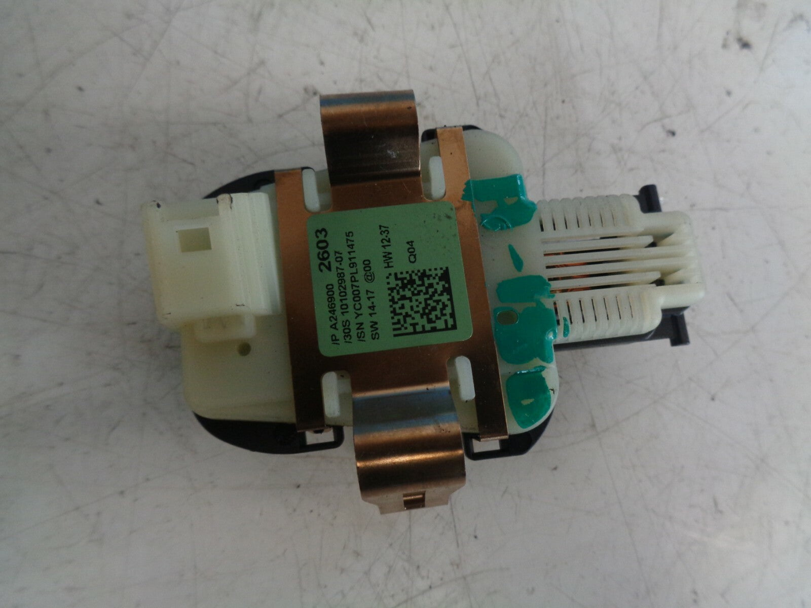 MERCEDES BENZ 2017 A CLASS A180  W176 WINDSCREEN RAIN SENSOR A2469002603