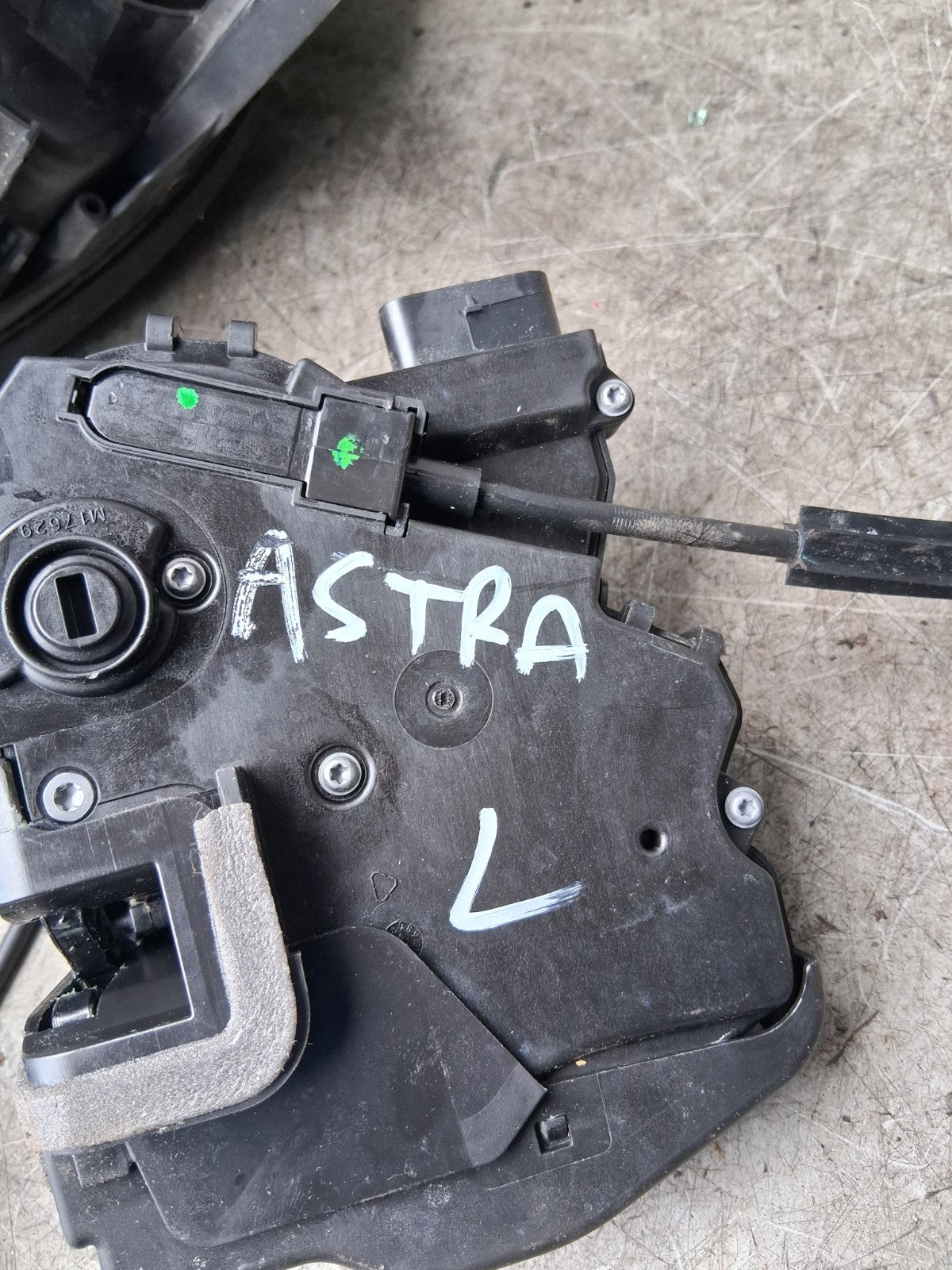 2023 VAUXHALL ASTRA J OSR DRIVER SIDE REAR DOOR LOCK MECH 9835418180