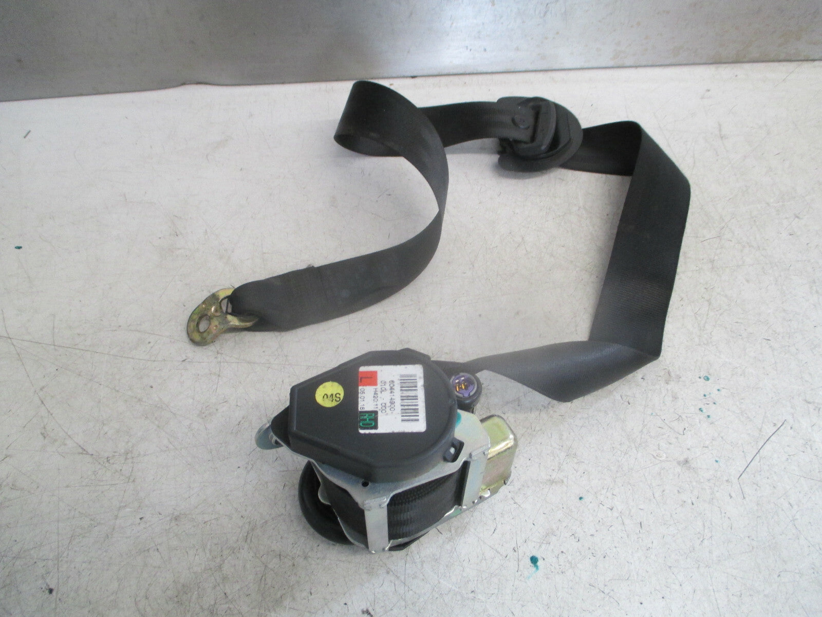 VW VOLKSWAGEN GOLF MK5 2003-2009 NSF PASSENGER SIDE FRONT SEAT BELT 604414900
