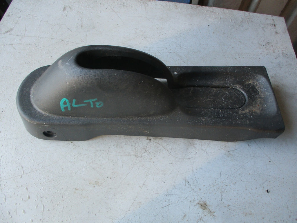 SUZUKI ALTO HA25 MK7 2009 CENTRE CONSOLE HANDBRAKE  SURROUND TRIM 7582168K00