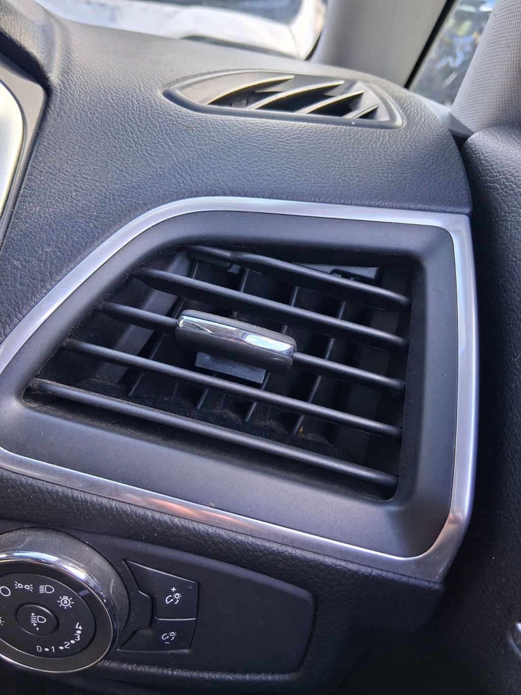 2017 FORD S MAX MK2 OSF DRIVER SIDE FRONT RIGHT AIR VENT