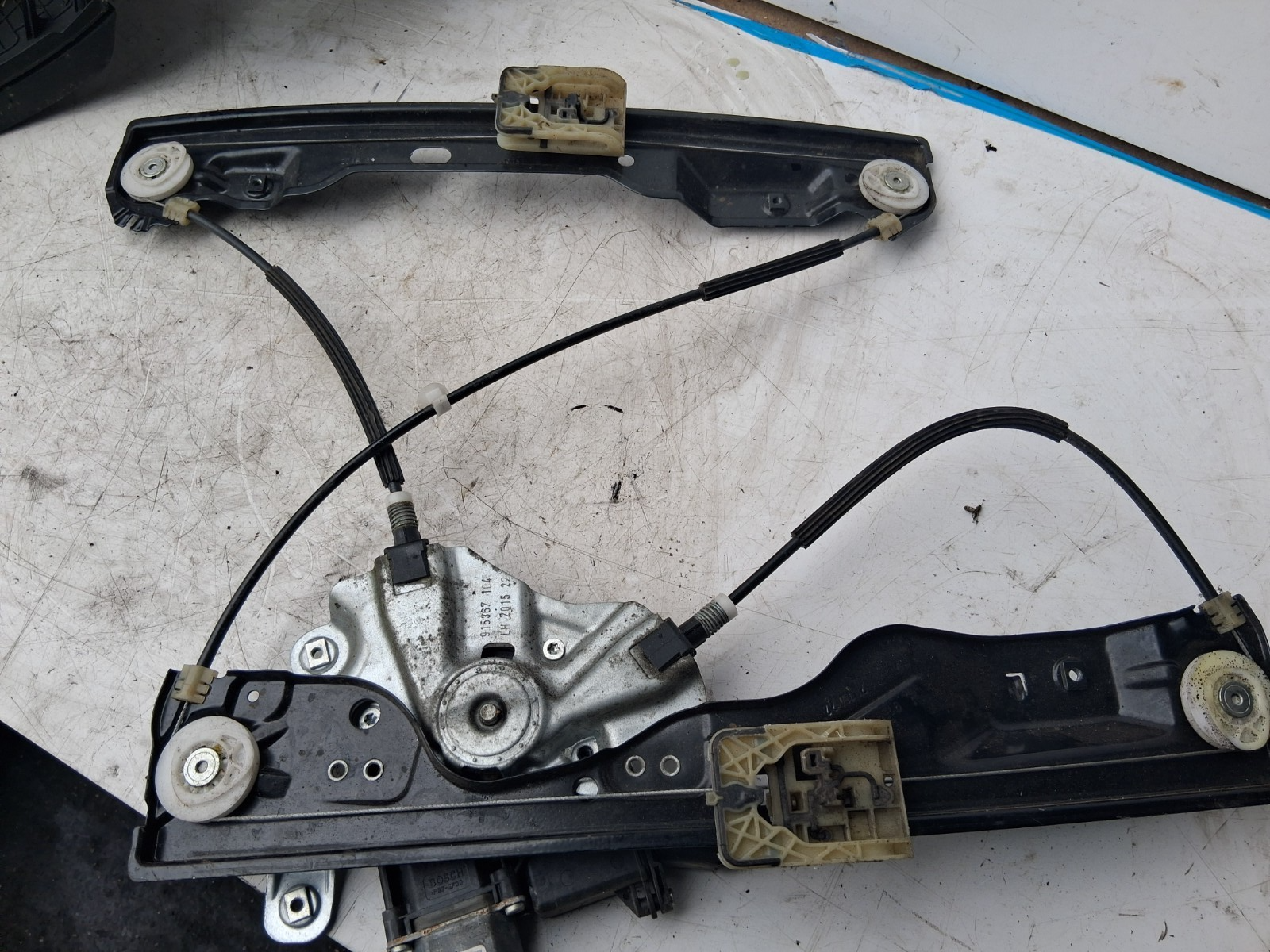 2018 VAUXHALL ZAFIRA C NSF PASSENGER SIDE LEFT WINDOW MOTOR REGULATOR 20951581