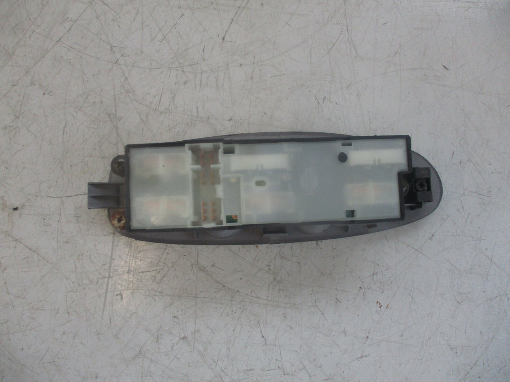 NISSAN ALMERA TINO MK2 OSF DRIVER SIDE FRONT ELECTRIC WINDOW SWITCH