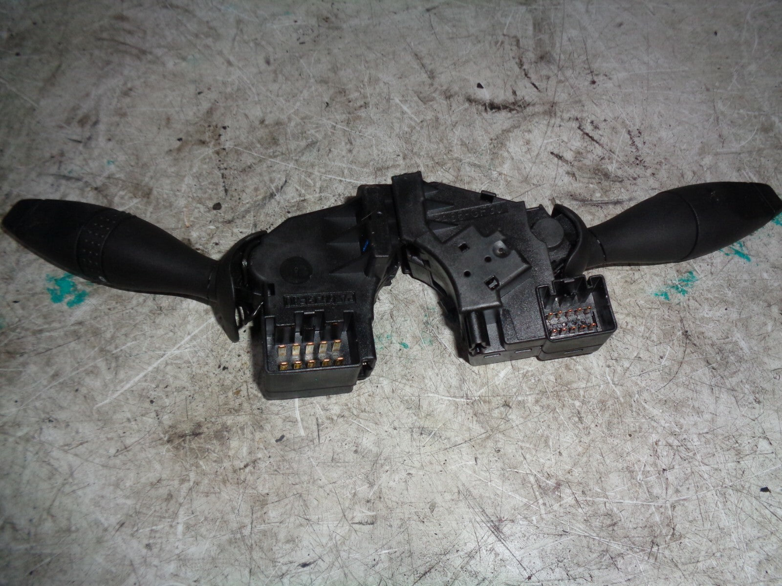 FORD MONDEO MK3 2006 2.2 DIESEL INDICATOR  AND WIPER STALK