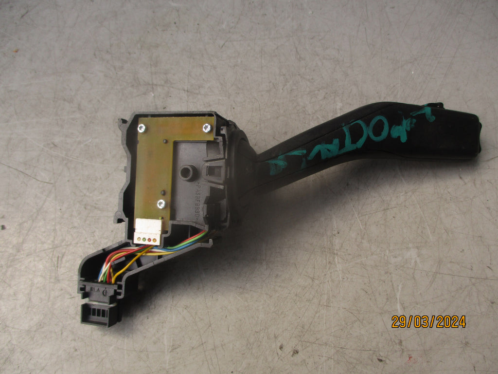 2010 SKODA OCTAVIA MK2 WIPER & INDICATOR CONTROL STALK ARM 01203516 01103512