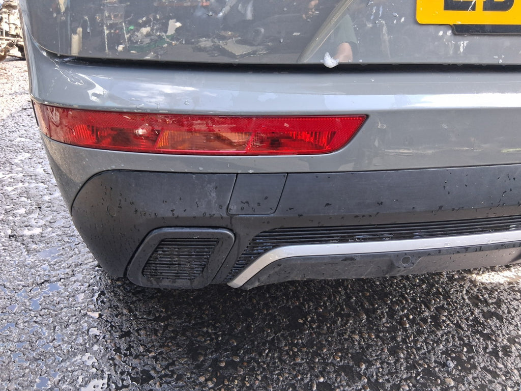 2024 DS AUTOMOBILES DS 7 FACELIFT E-TENSE REAR BUMPER GREY LACQUERED ESC