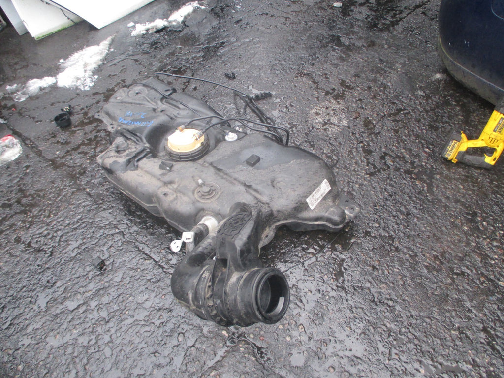 VAUXHALL GRANDLAND X 2018 1.6 DIESEL FUEL TANK 9818040480