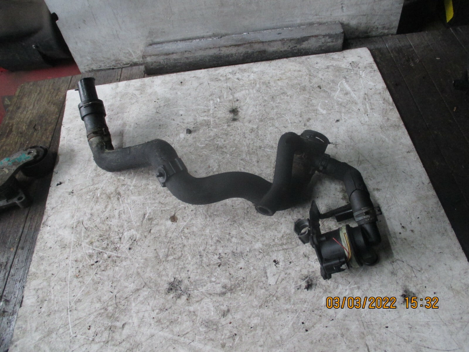 AUDI A5 8T 2011 2.0 TDI SECONDARY AUXILIARY WATER PUMP 03L965561A