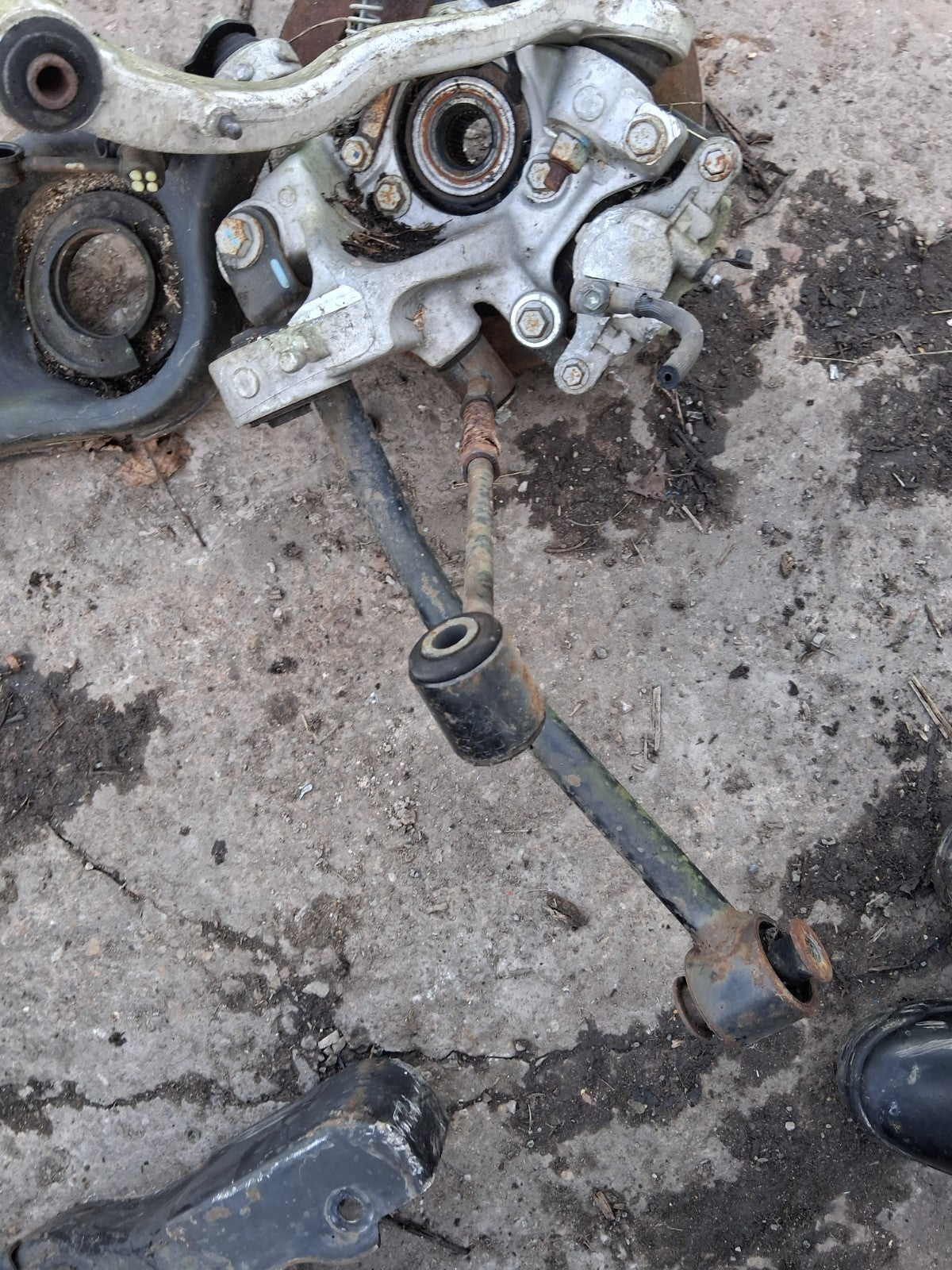 CADILLAC CTS 2007 2.79 PETROL REAR RIGHT DRIVER SIDE WHEEL HUB