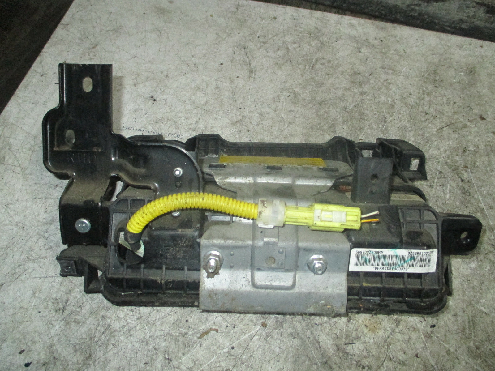 HYUNDAI I40 2012 FRONT DRIVER SIDE KNEE SAFETY BAG 569703Z200