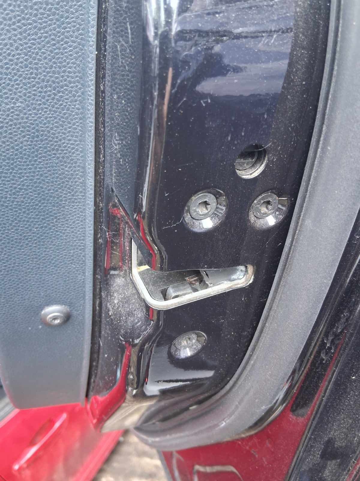 2012 FORD FIESTA MK7 5 DOOR OSF DRIVER SIDE FRONT RIGHT DOOR LOCK MECHANISM