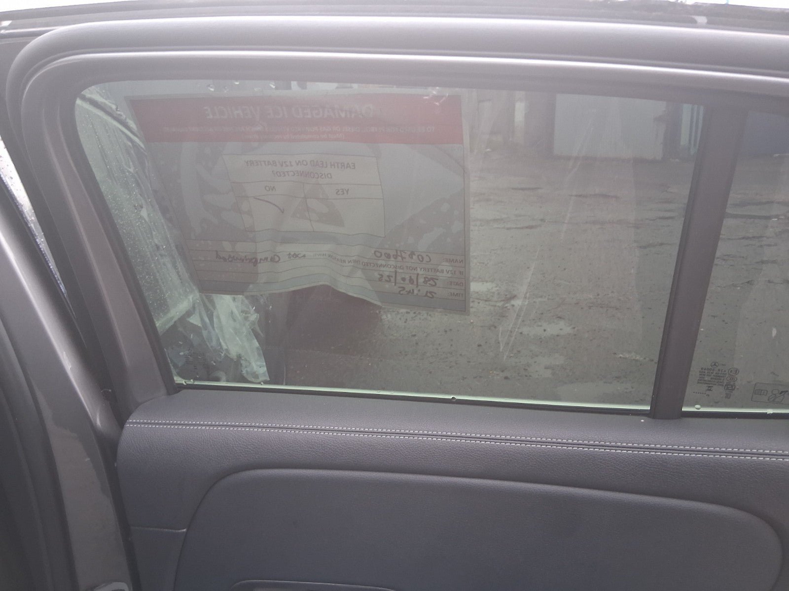 2025 MERCEDES BENZ GLA 180 H247 OSR DRIVER SIDE REAR RIGHT WINDOW GLASS