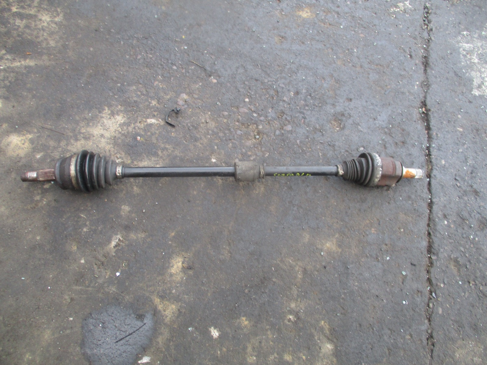 2012 VAUXHALL CORSA D 1.3 DIESEL MANUAL OSF DRIVER SIDE FRONT DRIVESHAFT