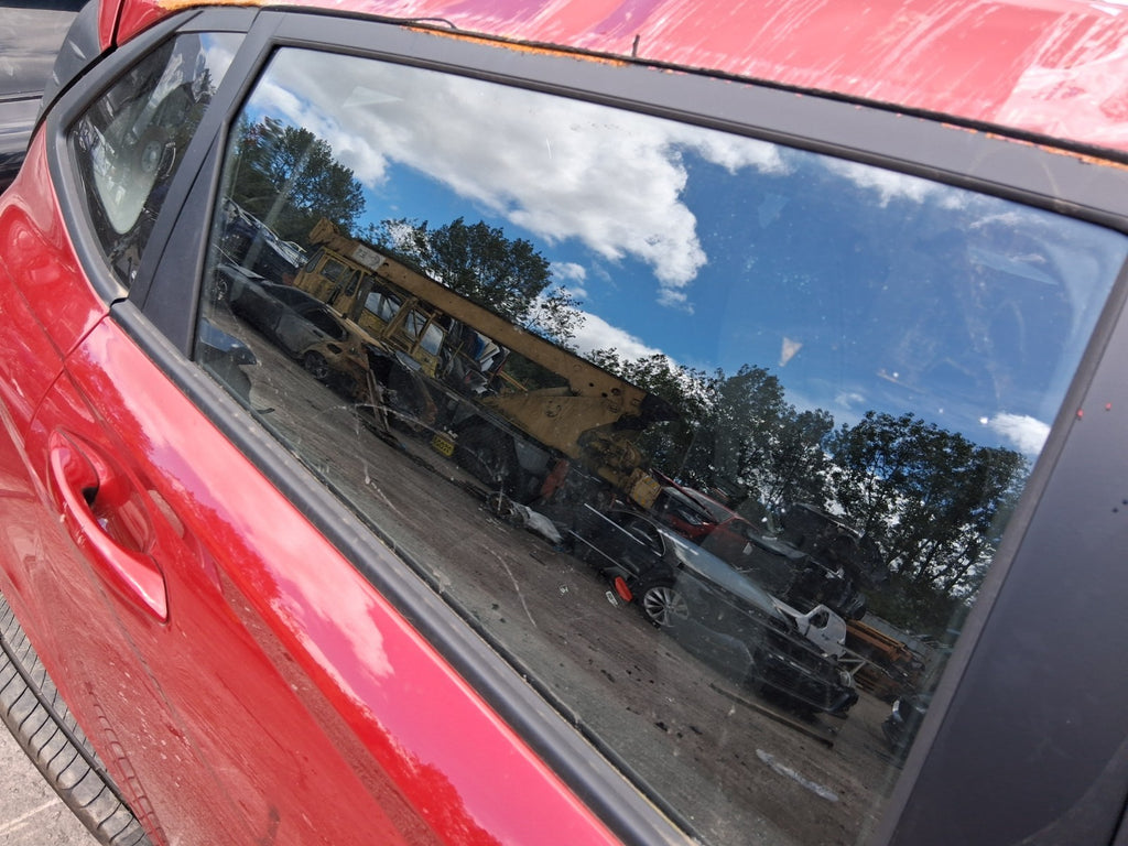 2026 HYUNDAI I20 MK3 OSR DRIVER SIDE REAR WINDOW GLASS