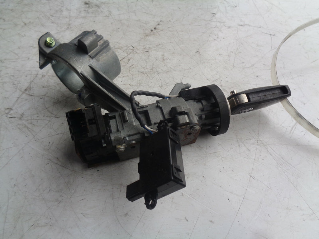 VAUXHALL VIVA MK4 2017 KEY AND IGNITION BARREL 13574865