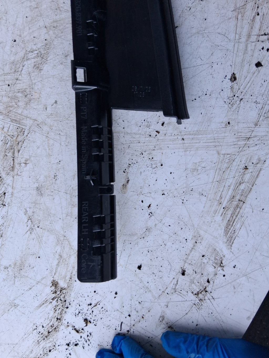2024 AUDI A1 S LINE MK2 NSR PASSENGER SIDE REAR BLACK GLOSS MOULDING 82G839901
