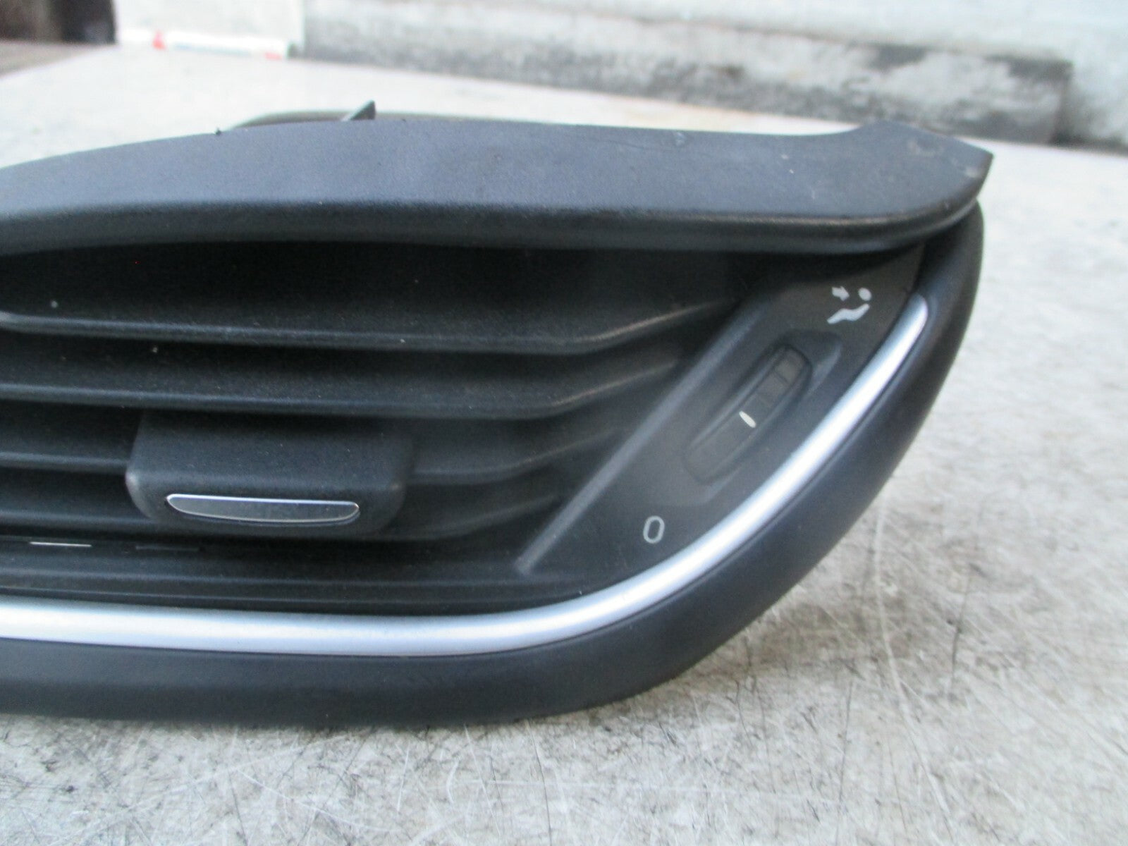 FIAT TIPO 2017 MK2 OSF FRONT DRIVER SIDE DASHBOARD AIR VENT GRILL