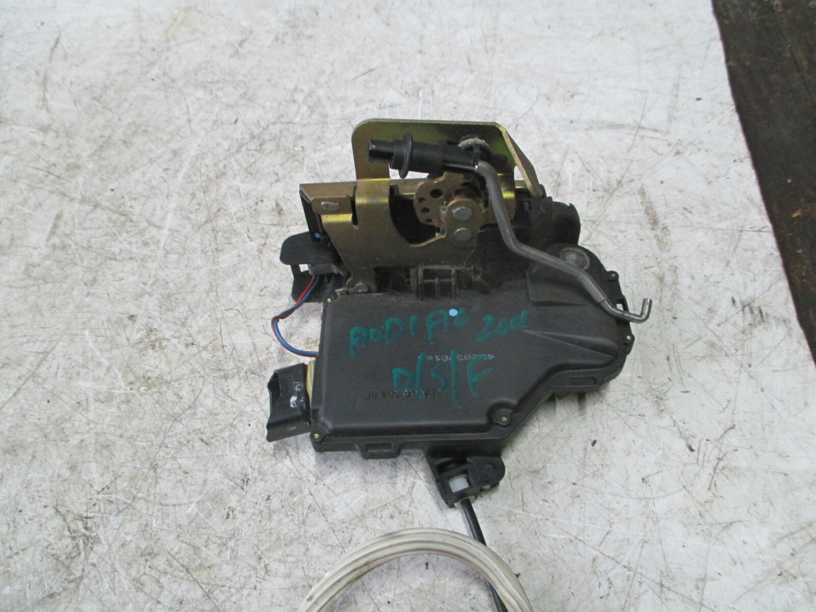 AUDI A6 2001 OSR DRIVER SIDE REAR DOOR LOCK MECHANISM