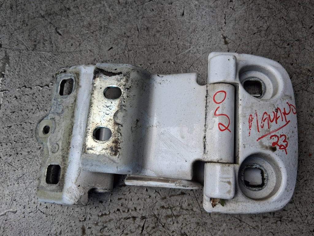 2023 VAUXHALL MOVANO C MK3 OSR DRIVER SIDE REAR DOOR PAIR OF HINGES A048903