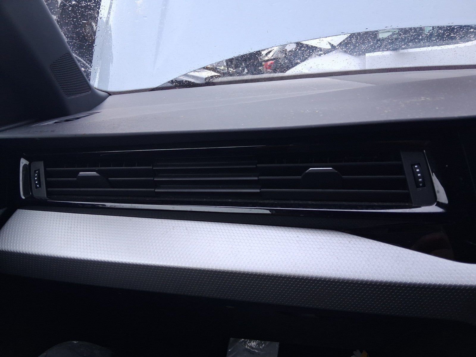 2025 AUDI A1 S LINE MK2 GB NSF PASSENGER SIDE FRONT LEFT AIR VENT