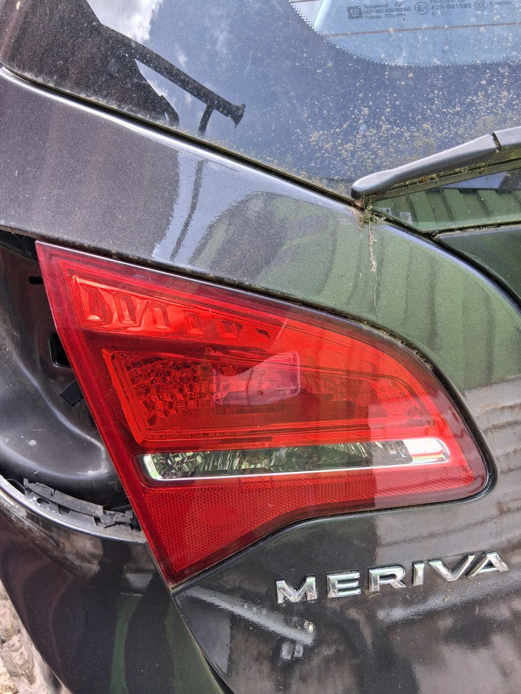 2016 VAUXHALL MERIVA B MK2 NSR PASSENGER SIDE REAR LEFT INNER TAIL LIGHT