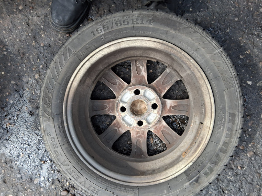 2008 TOYOTA AYGO MK1 14 INCH ALLOY WHEEL WITH TYRE 155/65R14