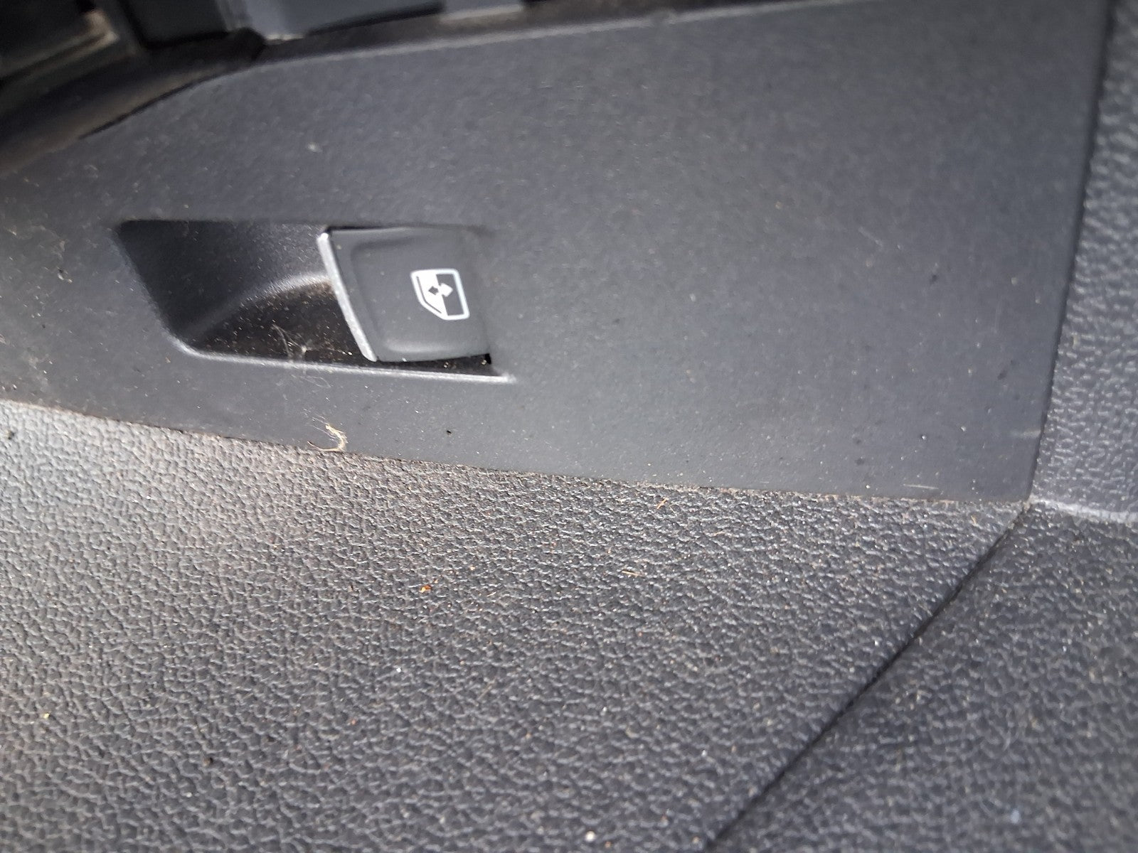 2023 VOLKSWAGEN T CROSS NSR REAR PASSENGER SIDE REAR LEFT DOOR CARD 2GM867211
