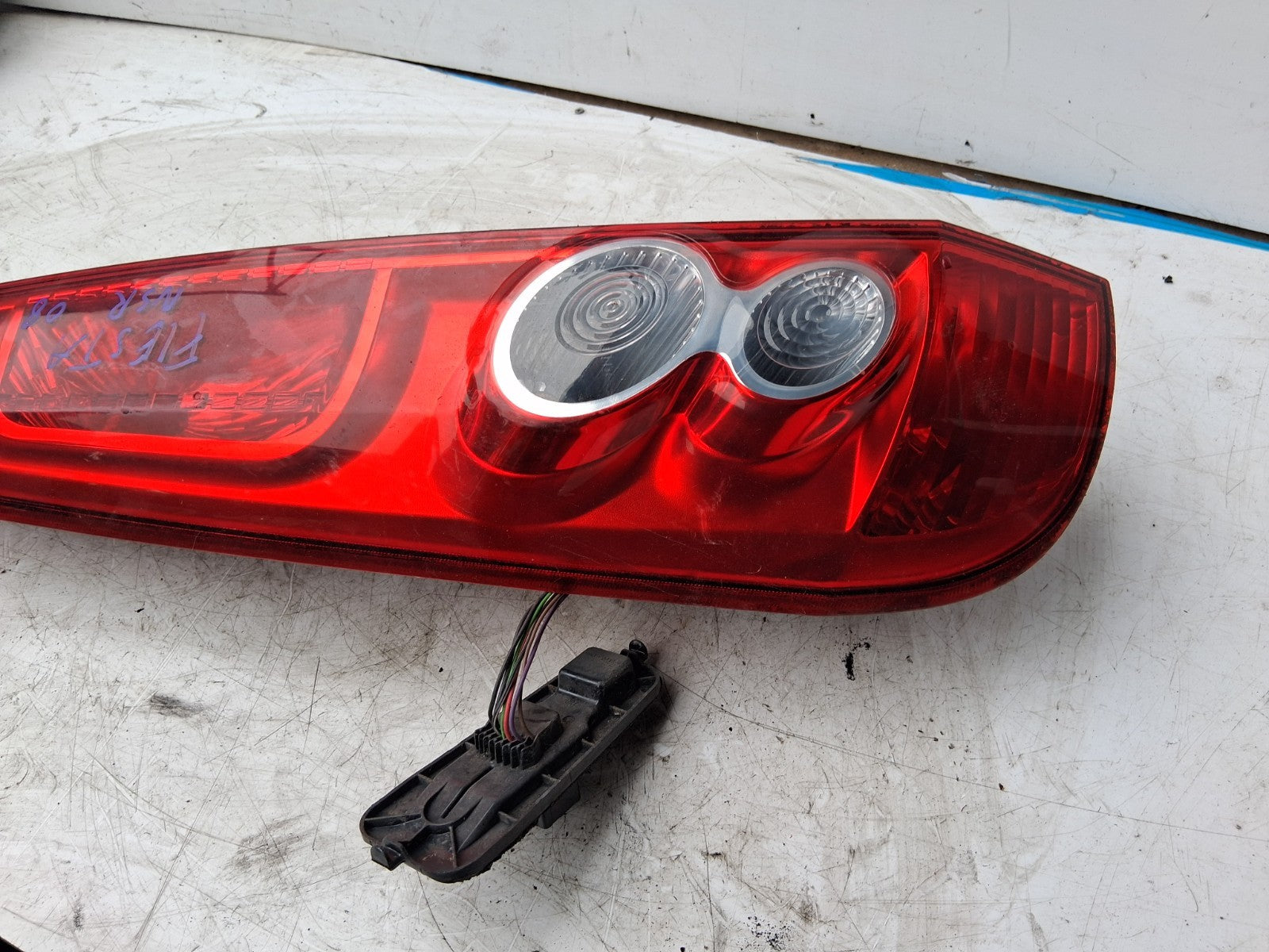2006 FORD FIESTA MK6 NSR PASSENGER SIDE REAR LEFT TAIL LIGHT
