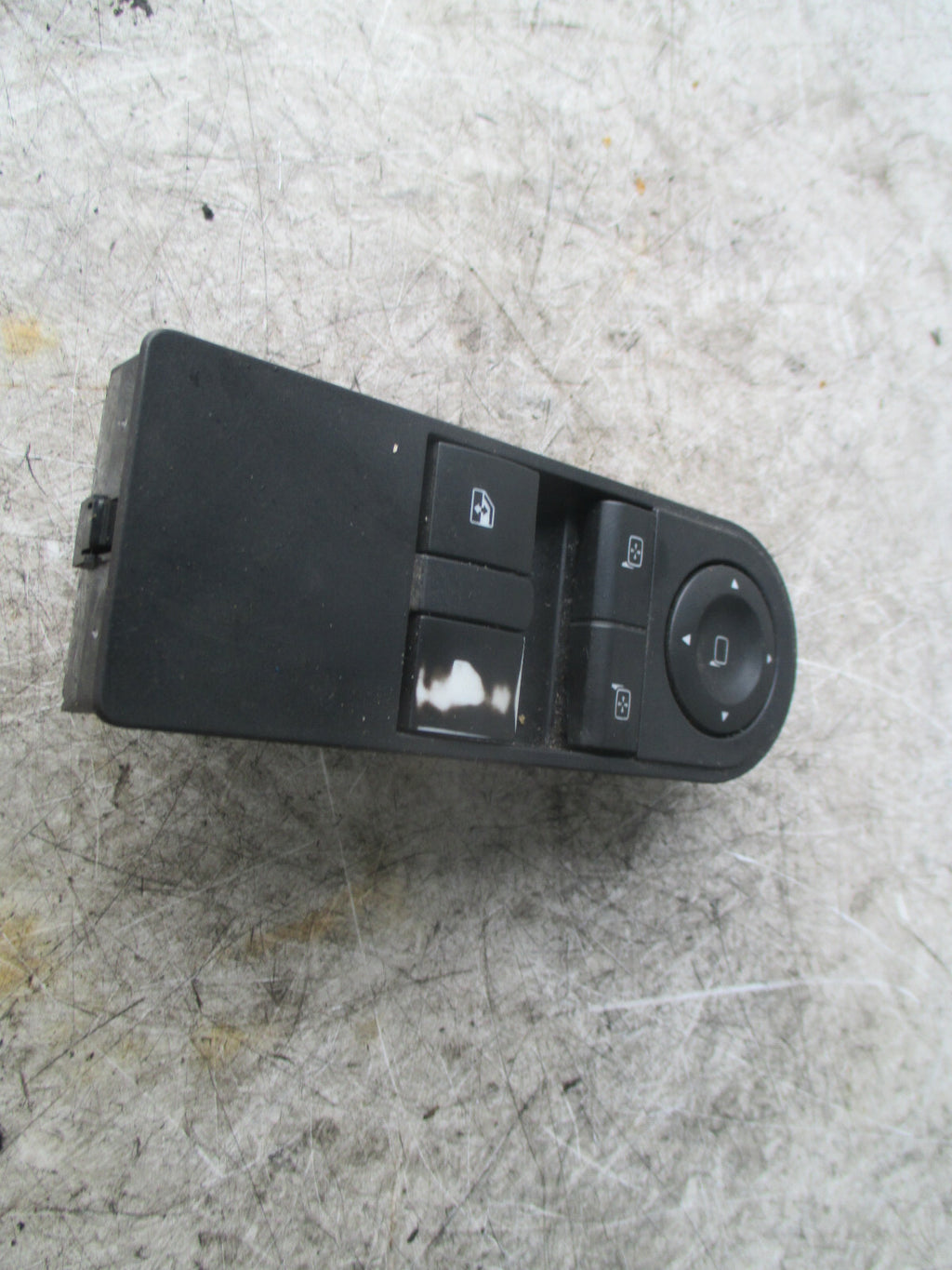 VAUXHALL ZAFIRA B ASTRA H 2007 OSF DRIVER SIDE FRONT DOOR WINDOW SWITCH 13228706