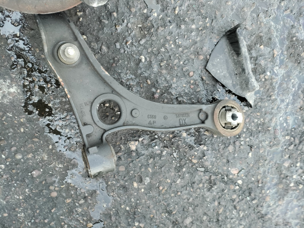 2023 VAUXHALL MOVANO C MK3 2.2 DIESEL OSF DRIVER SIDE HUB WISHBONE CALIPER