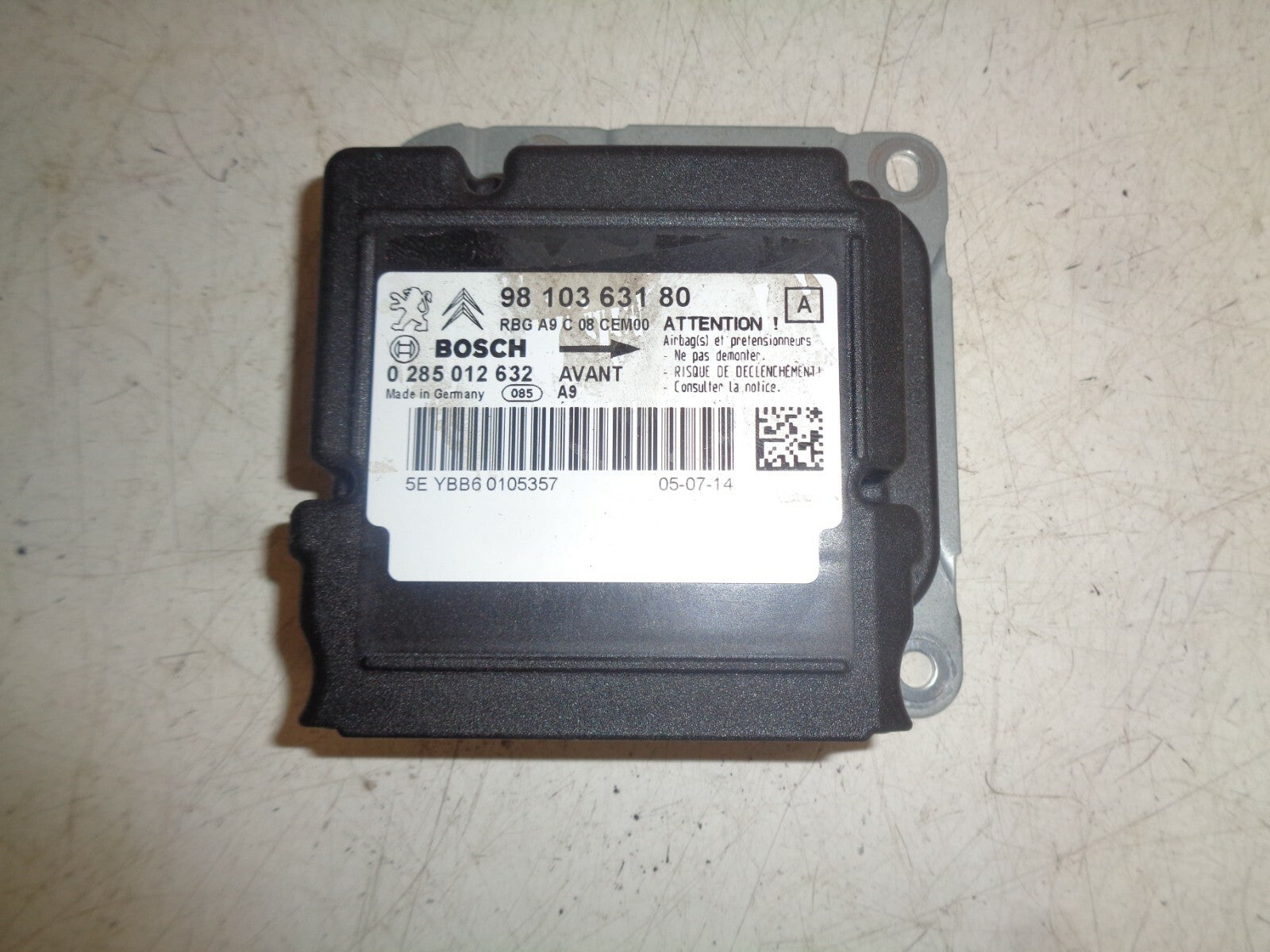 PEUGEOT 208 2012 SRS AIRBAG CONTROL MODULE UNIT 9810363180