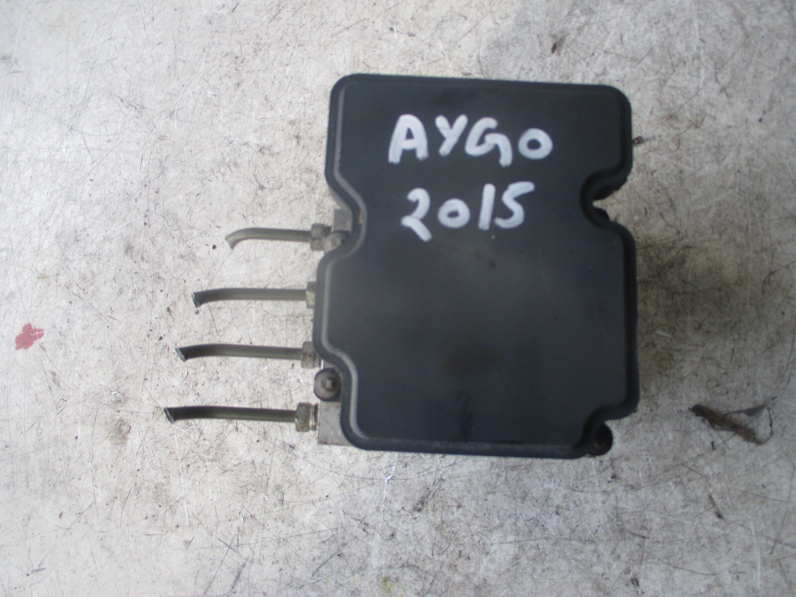 TOYOTA AYGO 2015 1.0 PETROL ABS PUMP CONTROL MODULE UNIT 445400H030