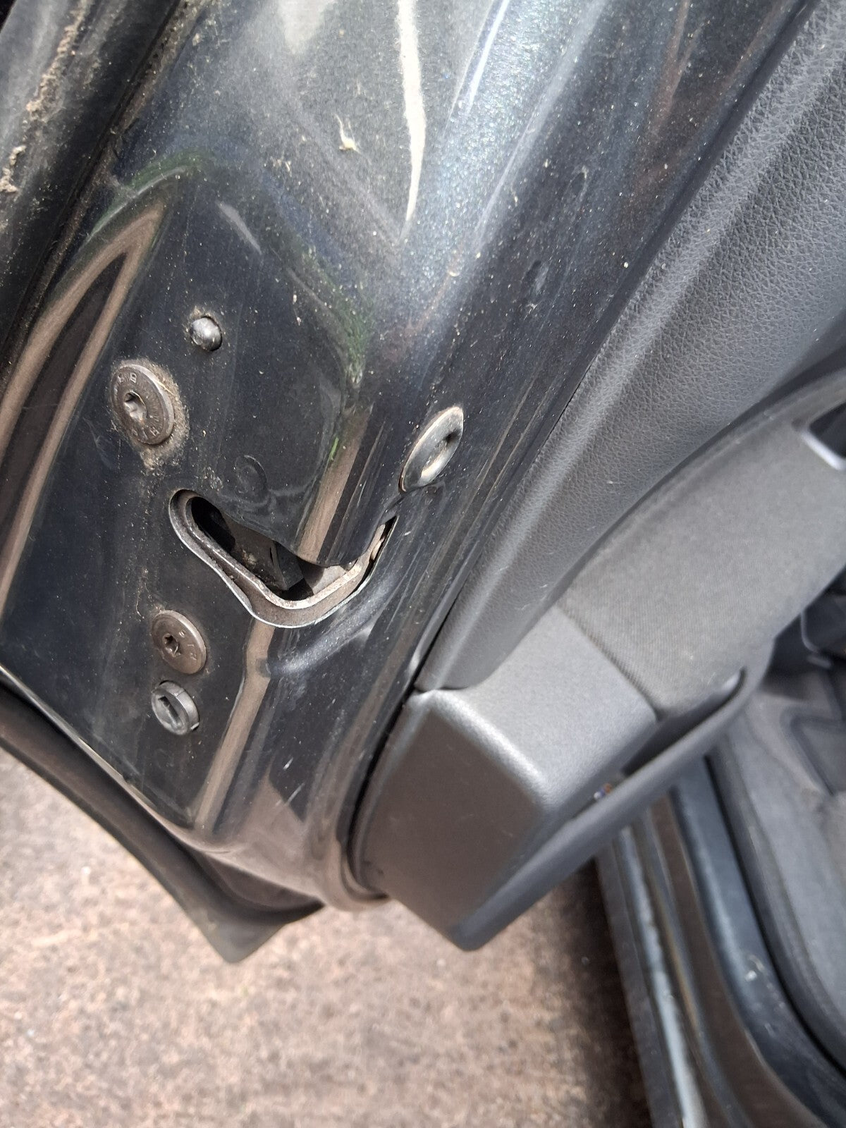 2012 PEUGEOT 3008 MK1 NSR PASSENGER SIDE REAR LEFT DOOR LOCK MECHANISM