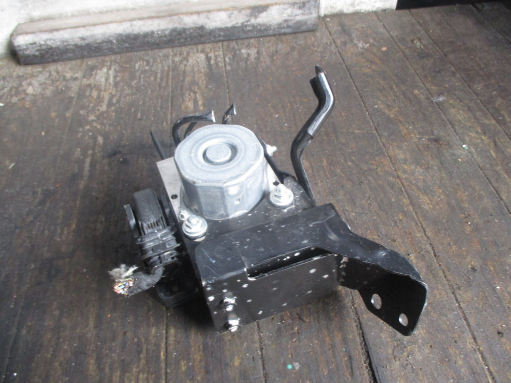 NISSAN QASHQAI J11 MK2 2021 1.3 PETROL ABS PUMP MODULATOR 47660HP20A