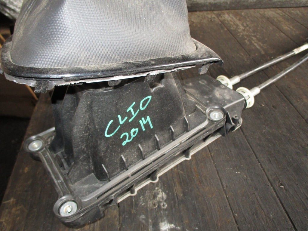 RENAULT CLIO MK4 2014 5 SPEED MANUAL GEARSTICK GEARSHIFTER