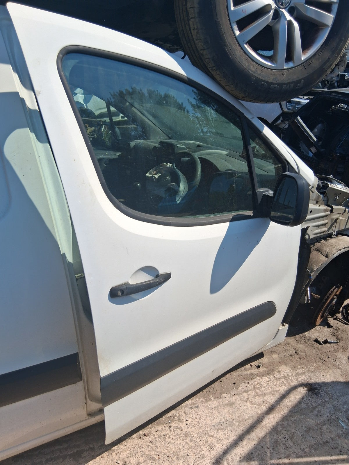 2015 PEUGEOT PARTNER MK2 OSF DRIVER SIDE FRONT RIGHT BARE DOOR WHITE