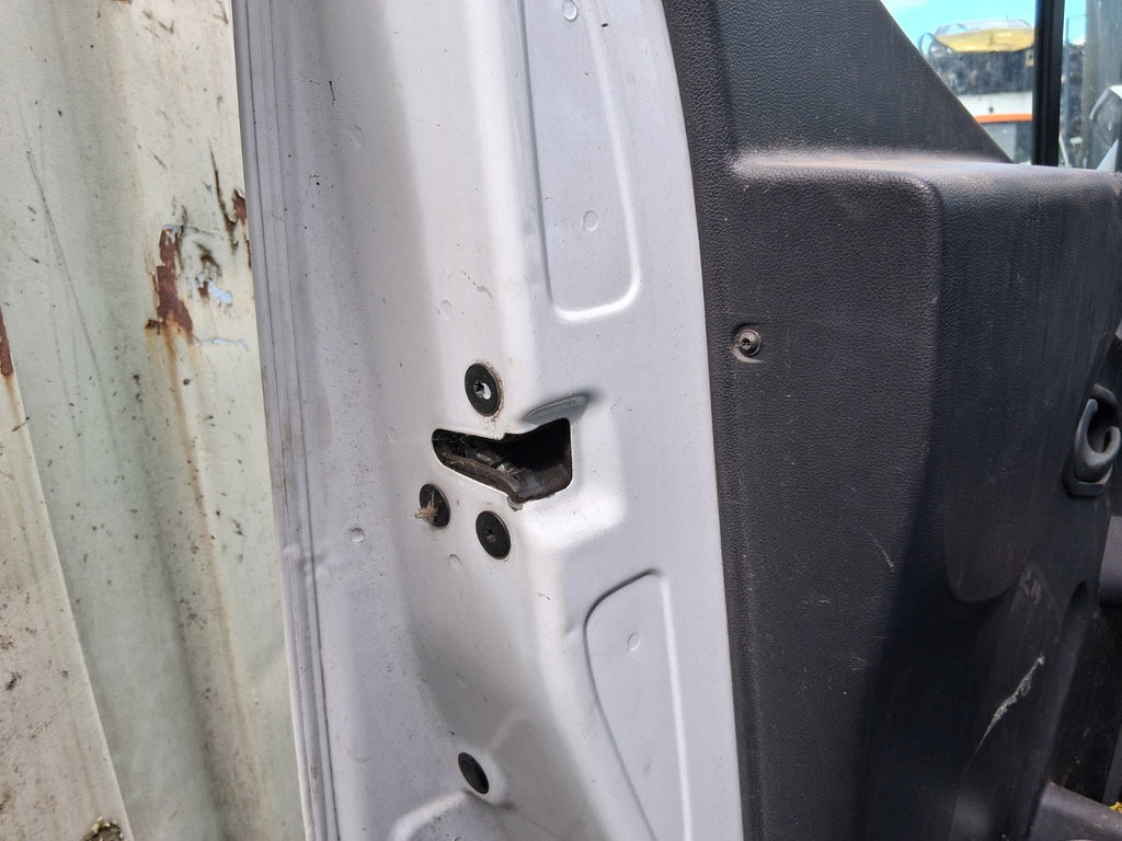 2024 RENAULT MASTER MK3 NSF PASSENGER SIDE FRONT DOOR LOCK MECHANISM