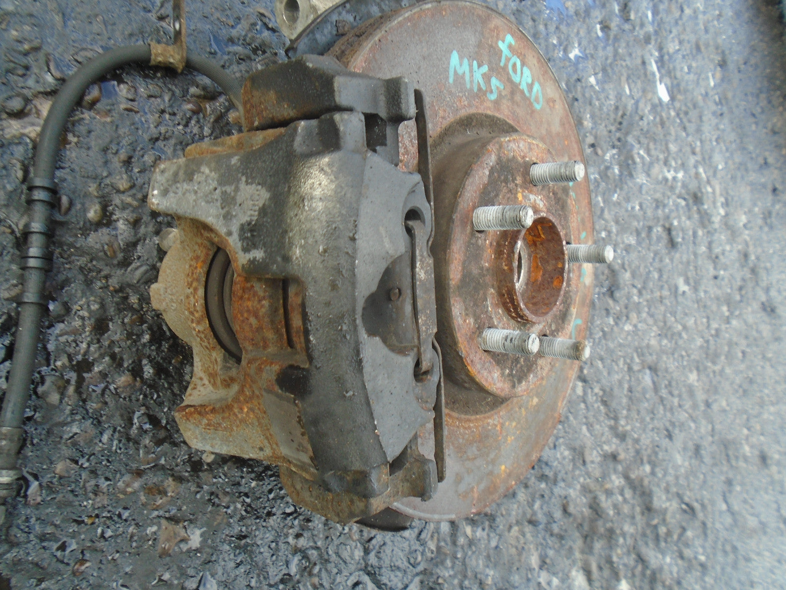 FORD MONDEO MK5 2016 2.0 DIESEL NSF PASSENGER SIDE FRONT WHEEL HUB CALIPER